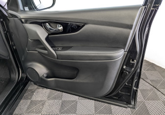 Подержанный автомобиль Nissan Qashqai 2020 года (24 фото)