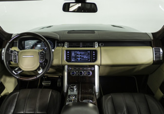 Подержанный автомобиль Land Rover Range Rover 2014 года (17 фото)