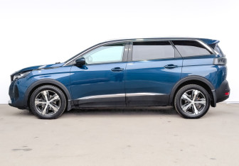 Подержанный автомобиль Peugeot 5008 Suv 2021 года (8 фото)