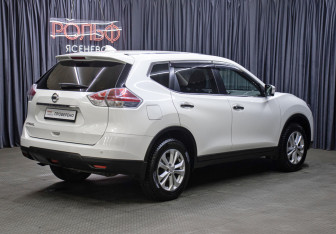Подержанный автомобиль Nissan X-Trail 2018 года (5 фото)