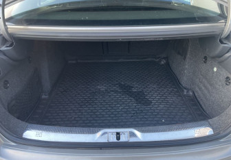 Подержанный автомобиль Skoda Superb Liftback 2012 года (13 фото)