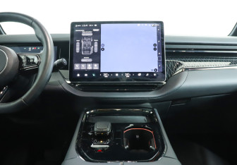 Подержанный автомобиль Zeekr 009 2023 года (16 фото)