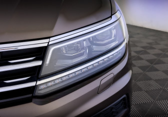 Подержанный автомобиль Volkswagen Tiguan 2018 года (17 фото)