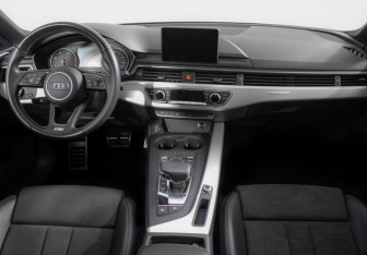 Подержанный автомобиль Audi A5 Liftback 2018 года (11 фото)