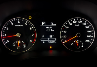 Подержанный автомобиль Kia Rio Sedan 2021 года (13 фото)