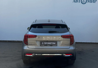 Подержанный автомобиль Haval Jolion 2022 года (7 фото)