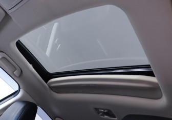 Подержанный автомобиль Honda CR-V 2013 года (20 фото)