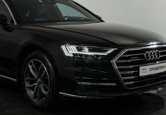 Подержанный автомобиль Audi A8 2019 года (30 фото)