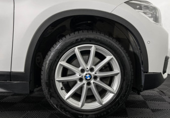 Подержанный автомобиль BMW X1 2018 года (7 фото)