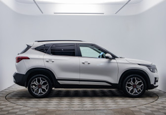 Подержанный автомобиль Kia Seltos 2020 года (4 фото)