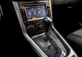 Подержанный автомобиль Opel Antara 2015 года (20 фото)