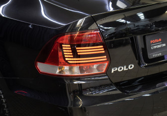 Подержанный автомобиль Volkswagen Polo Sedan 2015 года (21 фото)