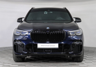 Подержанный автомобиль BMW X5 2021 года (3 фото)