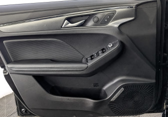 Подержанный автомобиль Haval Jolion 2023 года (19 фото)