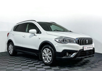 Подержанный автомобиль Suzuki SX4 Hatchback 2021 года (3 фото)