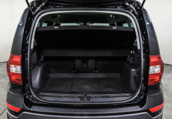 Подержанный автомобиль Skoda Yeti 2015 года (16 фото)