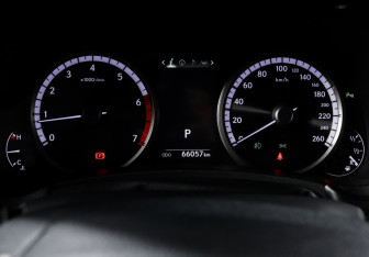 Подержанный автомобиль Lexus NX 2019 года (11 фото)