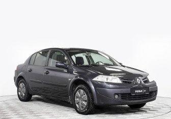 Подержанный автомобиль Renault Megane Sedan 2008 года (3 фото)