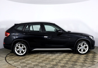 Подержанный автомобиль BMW X1 2013 года (4 фото)