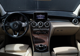 Подержанный автомобиль Mercedes-Benz GLC Coupe 2018 года (11 фото)