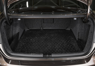 Подержанный автомобиль Volkswagen Jetta Sedan 2012 года (6 фото)