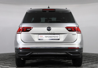 Подержанный автомобиль Volkswagen Tiguan 2021 года (6 фото)