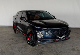 Подержанный автомобиль Omoda C5 2022 года (3 фото)