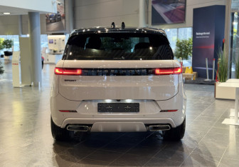 Новый Land Rover Range Rover Sport 2025 (8 фото)