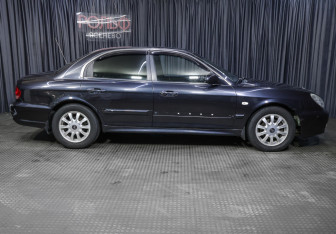Подержанный автомобиль Hyundai Sonata 2008 года (4 фото)