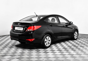 Подержанный автомобиль Hyundai Solaris Sedan 2016 года (5 фото)