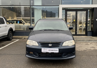 Подержанный автомобиль Honda Odyssey Compactvan 2000 года (2 фото)