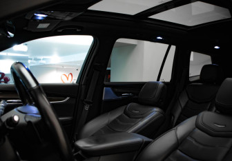 Подержанный автомобиль Cadillac XT6 2020 года (24 фото)