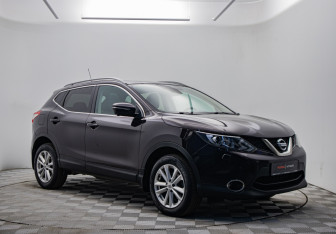 Подержанный автомобиль Nissan Qashqai 2014 года (3 фото)