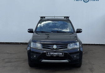 Подержанный автомобиль Suzuki Grand Vitara 2013 года (2 фото)