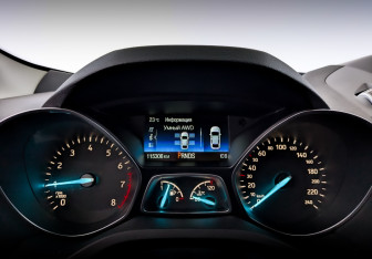 Подержанный автомобиль Ford Kuga 2018 года (13 фото)