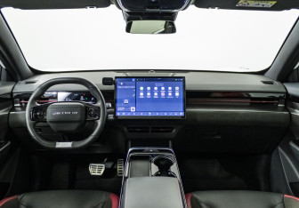 Подержанный автомобиль Jetour Dashing 2023 года (14 фото)