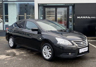 Подержанный автомобиль Nissan Sentra Sedan 2014 года (3 фото)