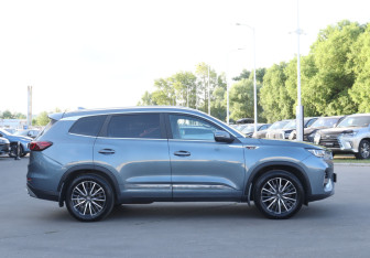 Подержанный автомобиль Chery Tiggo 8 Pro 2021 года (4 фото)