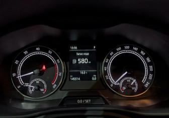 Подержанный автомобиль Skoda Rapid Liftback 2021 года (16 фото)