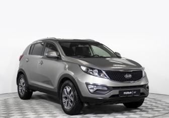 Подержанный автомобиль Kia Sportage 2015 года (3 фото)