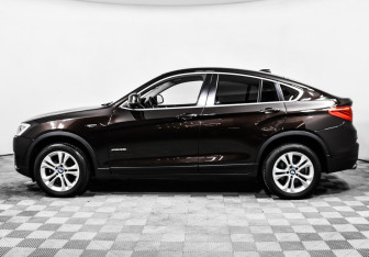 Подержанный автомобиль BMW X4 2015 года (8 фото)