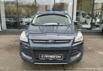 Подержанный автомобиль Ford Kuga 2014 года (2 фото)