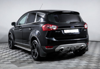 Подержанный автомобиль Ford Kuga 2008 года (7 фото)