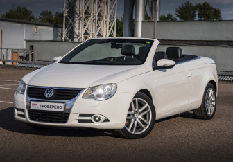 Подержанный автомобиль Volkswagen Eos 2010 года (1 фото)