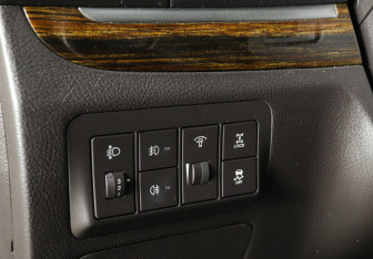 Подержанный автомобиль Hyundai Santa Fe 2010 года (14 фото)