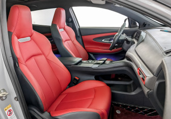 Подержанный автомобиль Changan UNI-T 2020 года (24 фото)