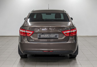 Подержанный автомобиль LADA (ВАЗ) Vesta Sedan 2021 года (6 фото)