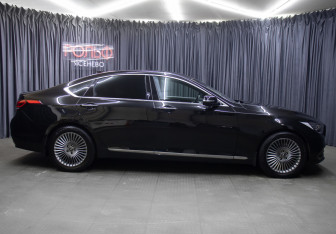 Подержанный автомобиль Genesis G80 2019 года (4 фото)