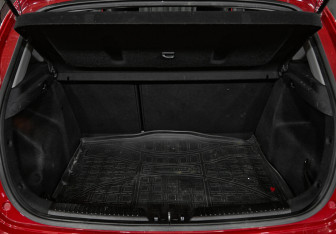 Подержанный автомобиль Kia Ceed Hatchback 2016 года (5 фото)