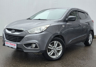Подержанный автомобиль Hyundai ix35 2012 года (1 фото)